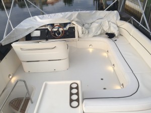 Flybridge lights on a 50' Viking Princess Yachts