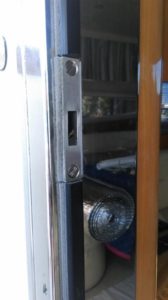 New stainless steel catch for the salon door